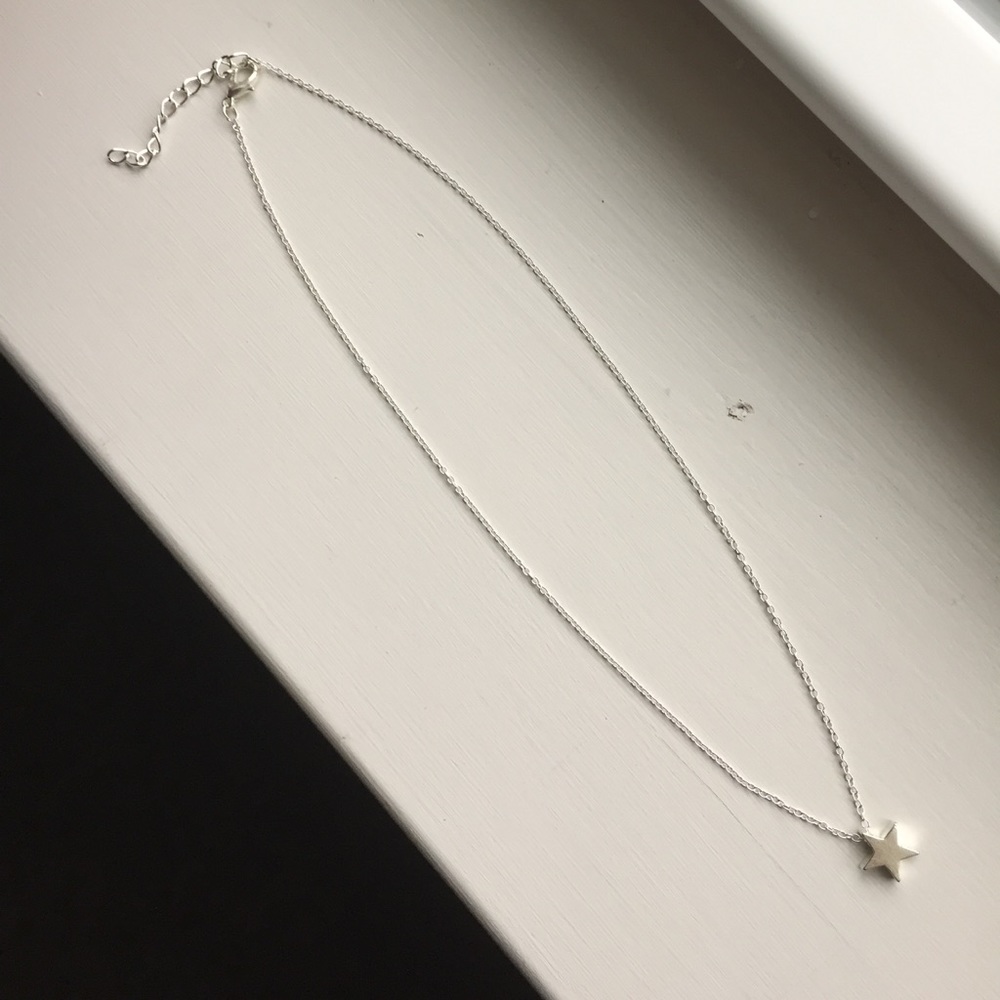 ⚜️[𝟯/$𝟭𝟴]⚜️Silver Star Delicate Choker NEW - Picture 4 of 7